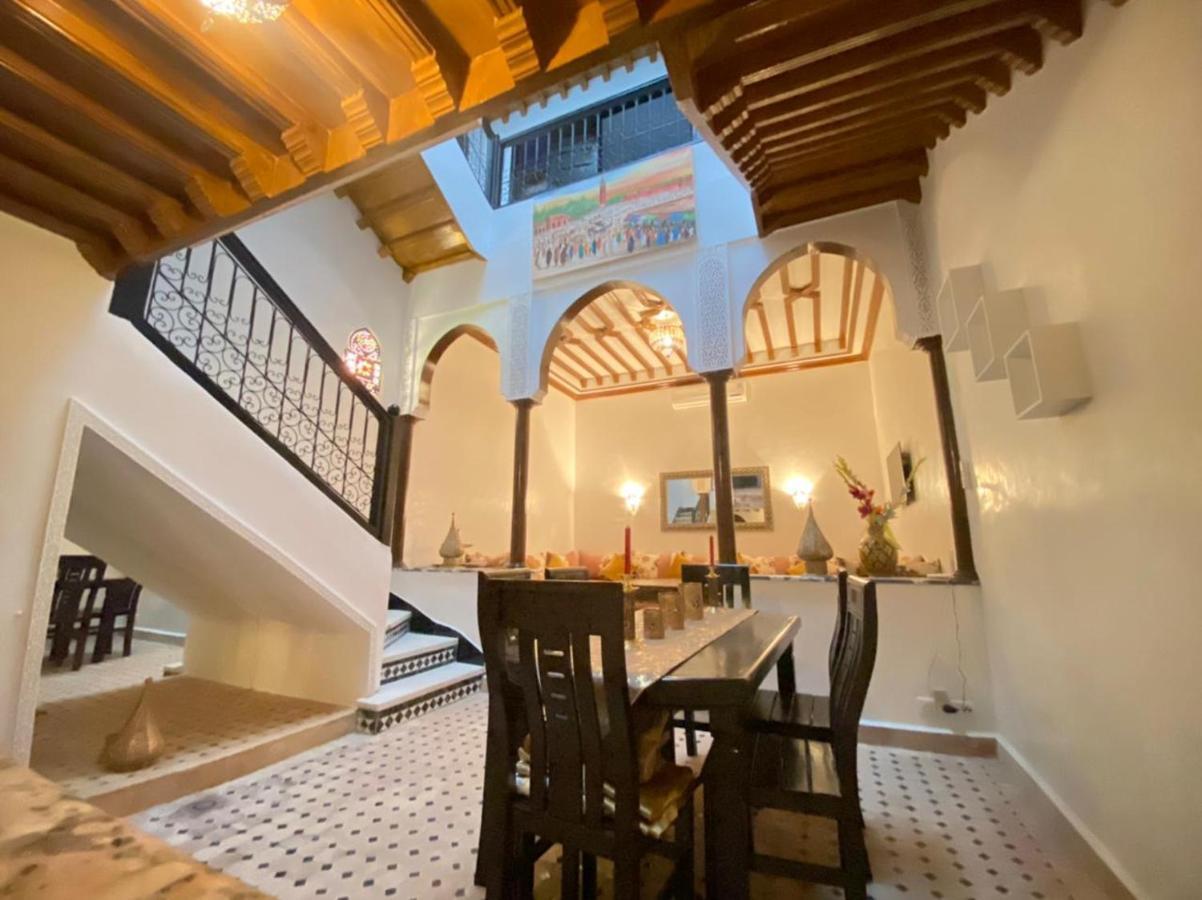Un Riad Pour Se Divertir En Famille & Se Detendre Marraquexe Exterior foto